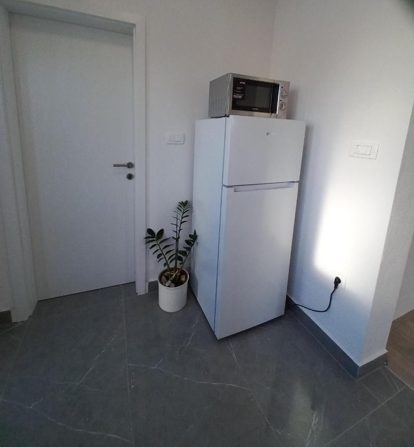 Apartment Sunset โตรกีร์ ภายนอก รูปภาพ