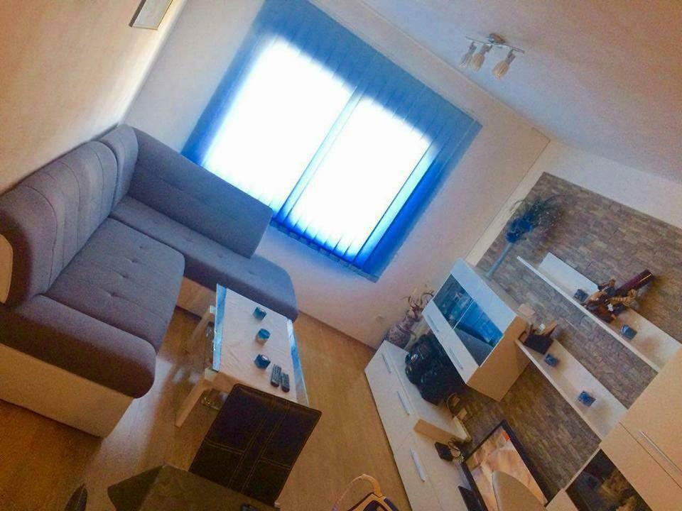 Apartment Sunset โตรกีร์ ภายนอก รูปภาพ
